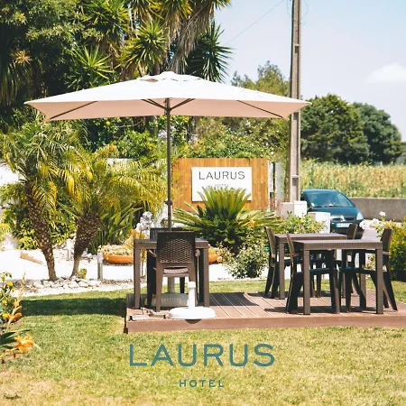 فندق Laurus