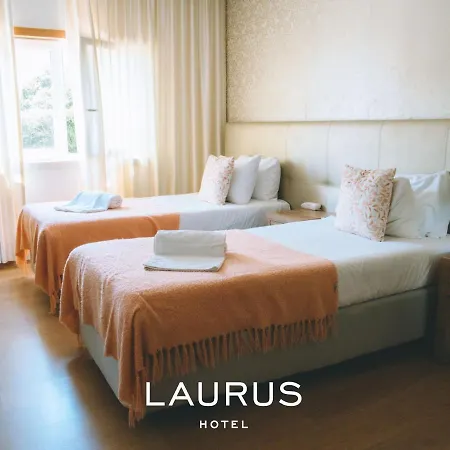 호텔 Laurus 로리냐