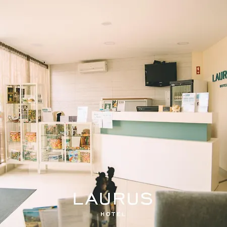 호텔 Laurus 로리냐